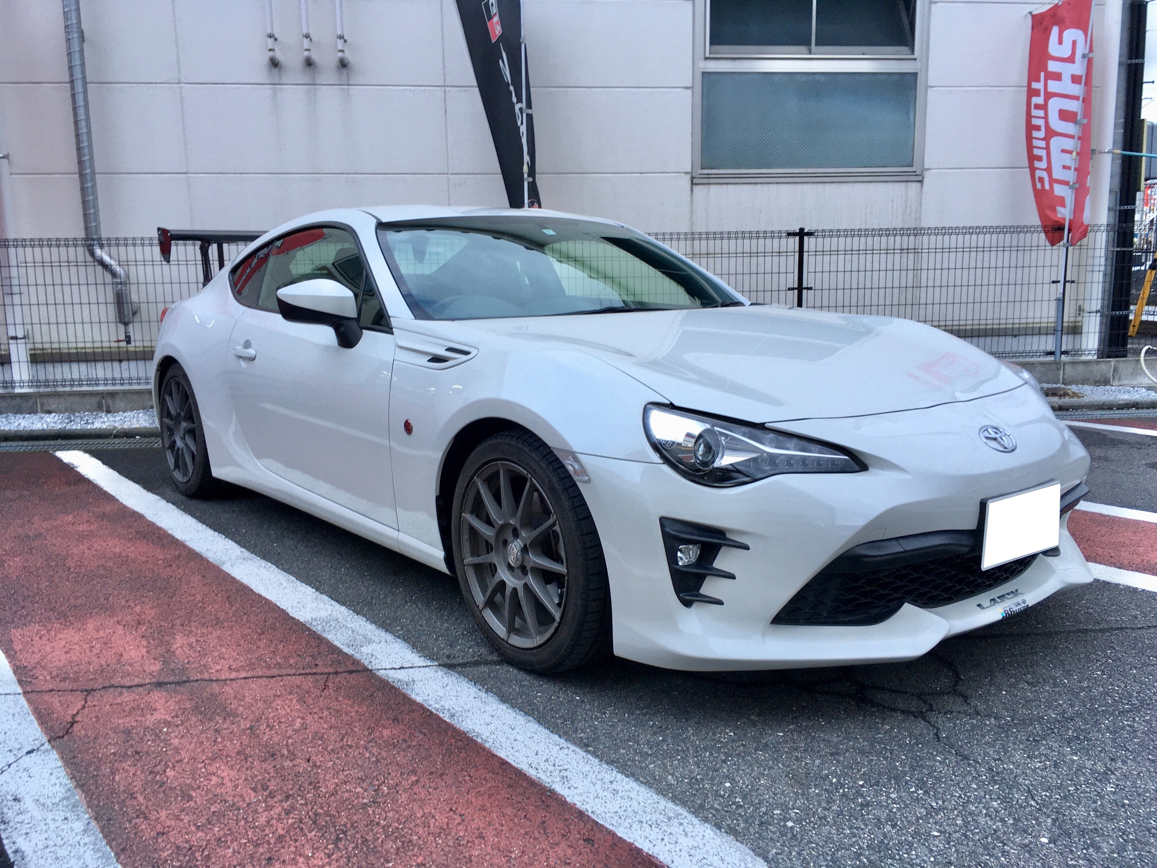 トヨタ86 C-west NEO GTwing carbon