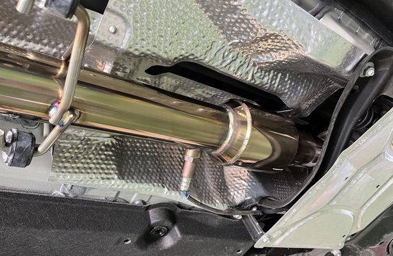 GRヤリス スポーツキャタライザー装着