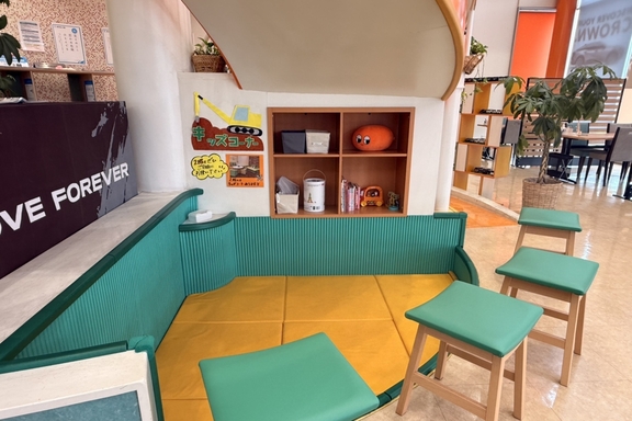 陽東店1階キッズコーナー